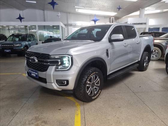 FORD RANGER 3.0 V6 TURBO DIESEL CD XLT 4X4 AUTOMÁTICO FORD RANGER 3.0 V6 TURBO DIESEL CD XLT 4X4 AUTOMÁTICO